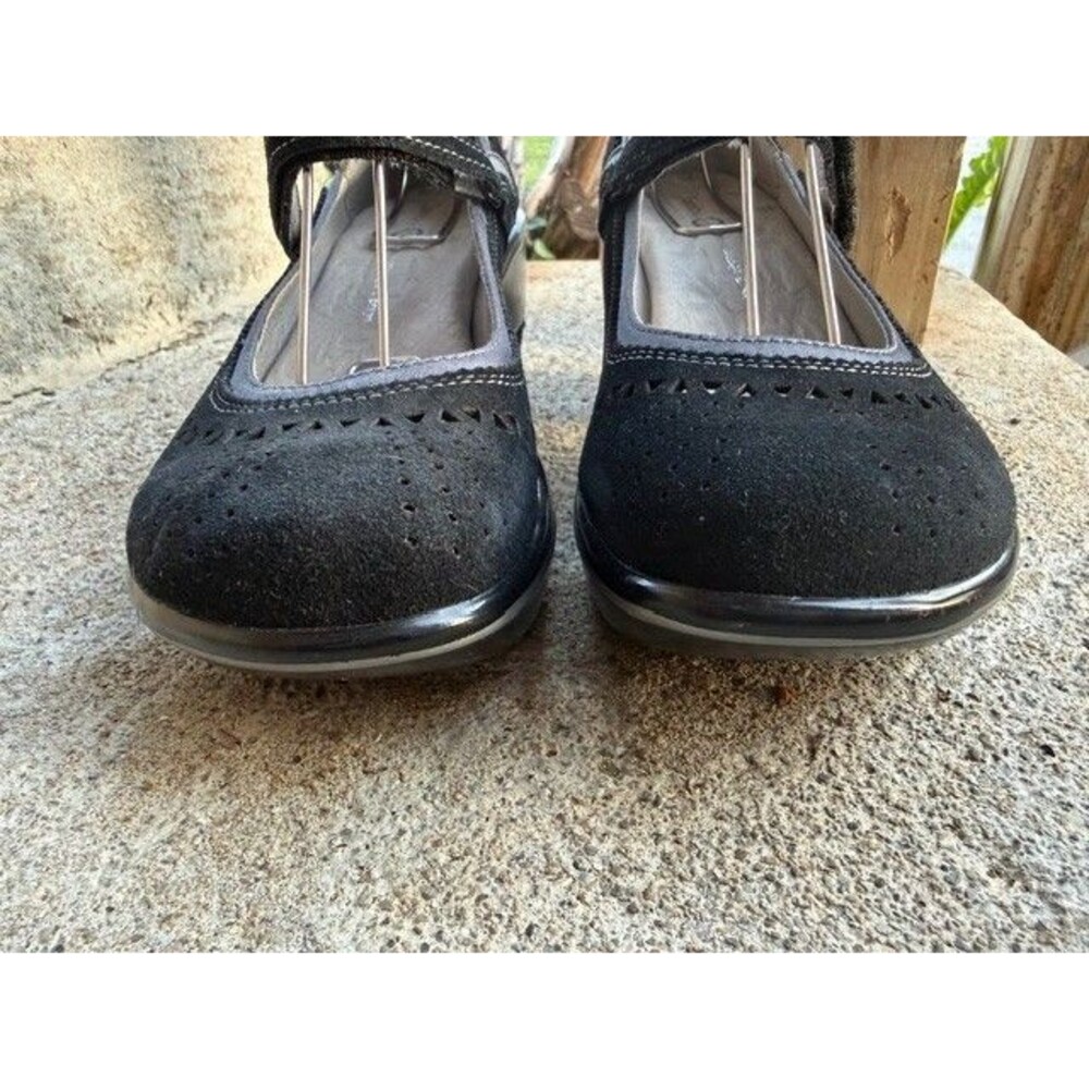 Jambu Black Mary Jane Heels - Picture 9 of 16